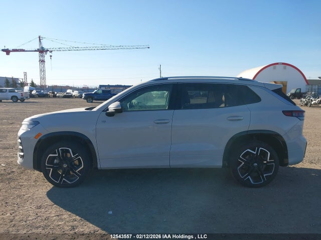 3VVLR7RM3SM044836 Volkswagen Tiguan Highline R-line