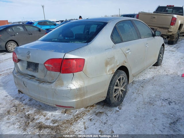 12543571 :رقم المزاد ، 3VW2K7AJ1BM090453 vin ، 2011 Volkswagen Jetta 2.0l Trendline/2.0l Trendline+ مزاد بيع