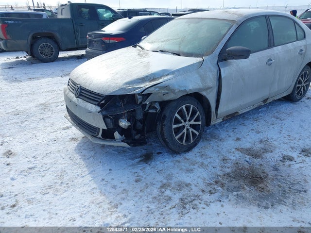 12543571 :رقم المزاد ، 3VW2K7AJ1BM090453 vin ، 2011 Volkswagen Jetta 2.0l Trendline/2.0l Trendline+ مزاد بيع