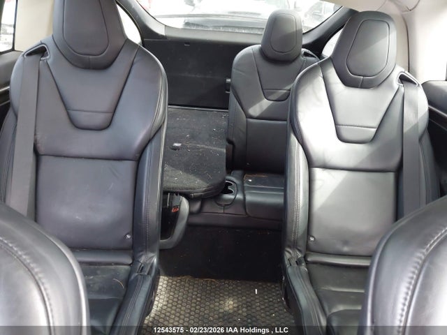 5YJXCBE24GF012384 Tesla MODEL X