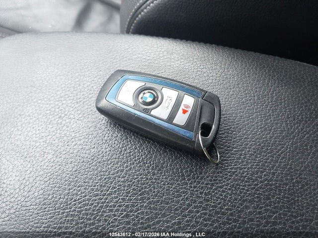 WBA8D9C50JA013889 BMW 330i Xdrive
