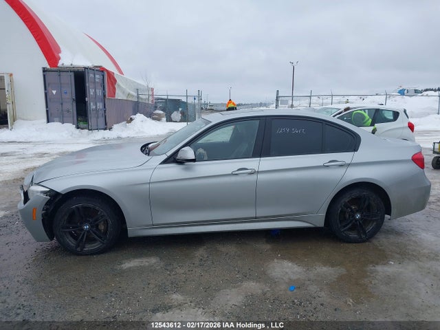 WBA8D9C50JA013889 BMW 330i Xdrive
