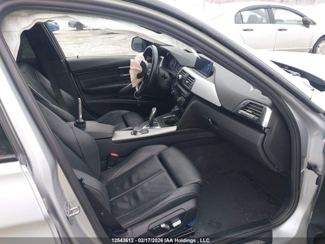 WBA8D9C50JA013889 BMW 330i Xdrive