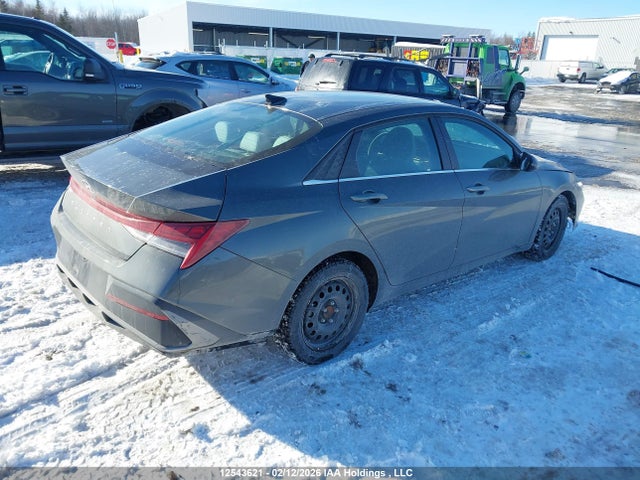 KMHLN4DG9SU913456 Hyundai Elantra Luxury With Two-tone Interior