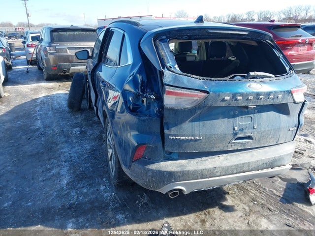 1FMCU9DZ2LUA03361 Ford Escape Titanium
