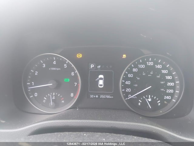 KMHD84LF9HU323304 Hyundai Elantra
