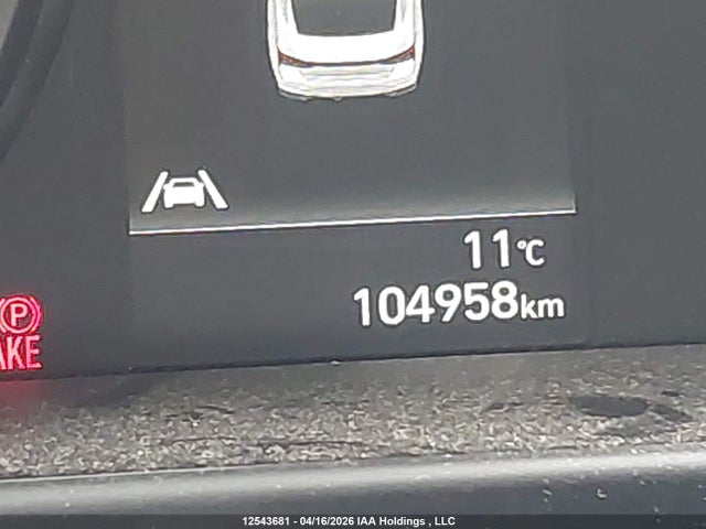 KMHLM4AG9NU246903 Hyundai Elantra Preferred Ivt With Sun And Tech Package