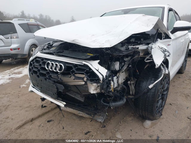 WA1EAAFY5R2051673 Audi Q5 Premium Plus 45