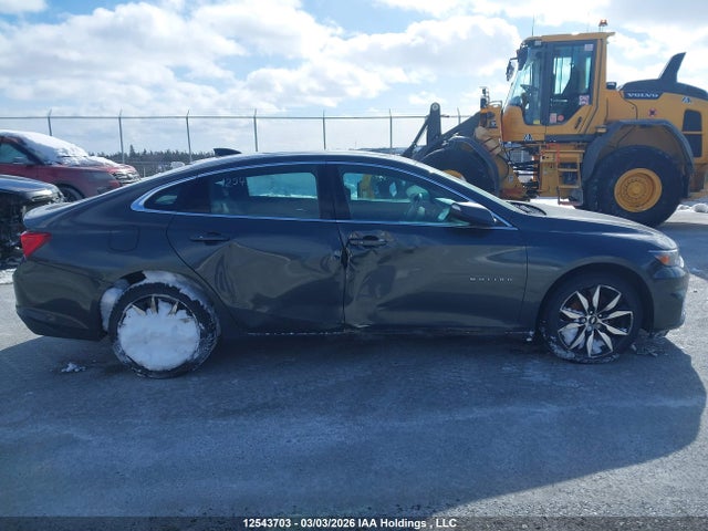1G1ZE5ST4HF262263 Chevrolet MALIBU 1LT