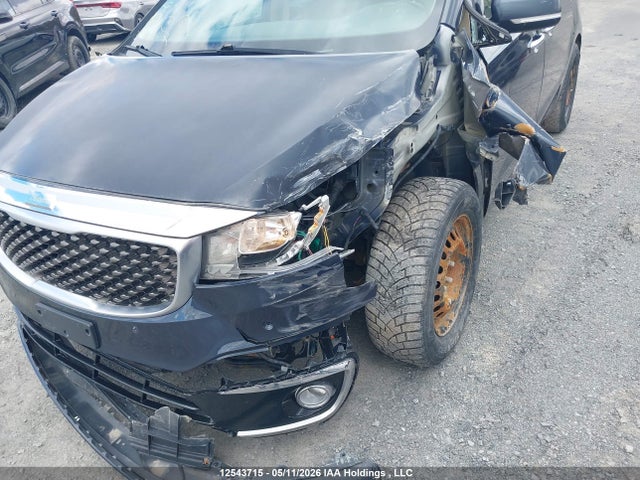 2015 Kia Sedona Sxl მანქანა იყიდება აუქციონზე, vin: KNDME5C15F6042643, აუქციონის ნომერი: 12543715