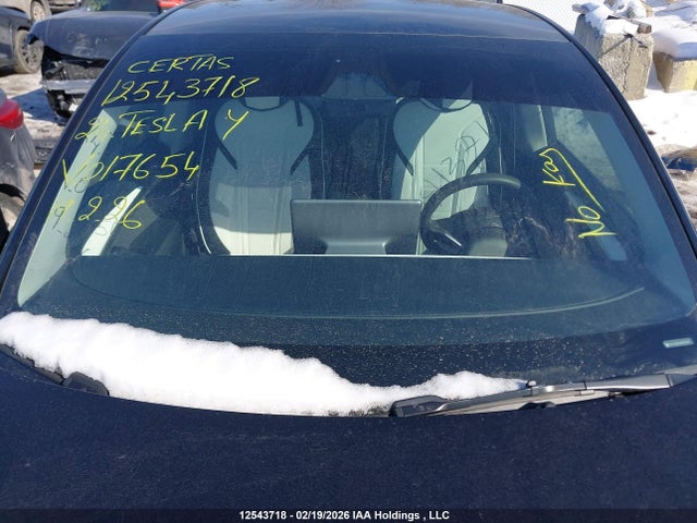 Продажа на аукционе авто 2024 Tesla Model Y, vin: 7SAYGDEE4RF017654, номер лота: 12543718