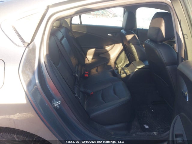 1G1RA6S58JU121040 Chevrolet VOLT LT