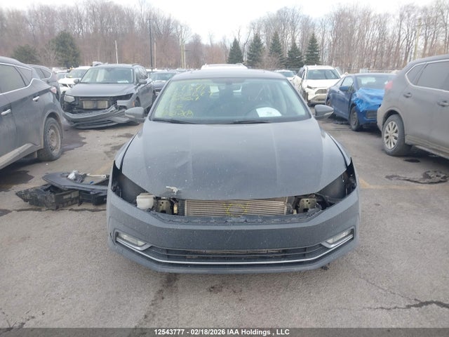1VWBS7A33GC036629 Volkswagen PASSAT SE