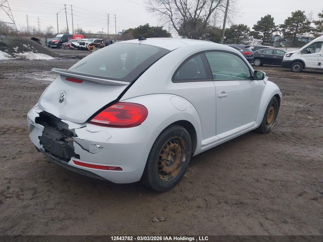 3VWJ17AT5HM616740 Volkswagen Beetle Se/sel