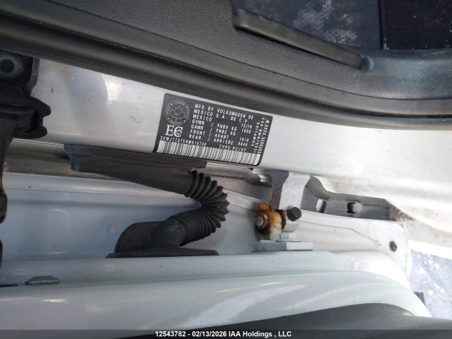3VWJ17AT5HM616740 Volkswagen Beetle Se/sel