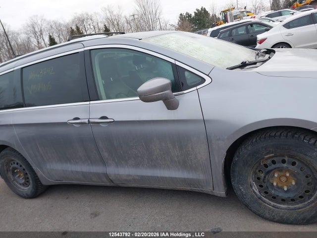 Chrysler Pacifica Touring L 2021 2C4RC1BGXMR579105 Image 13