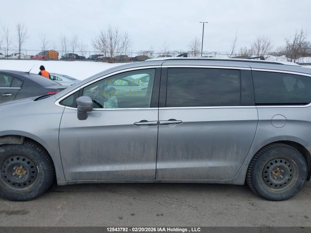 Chrysler Pacifica Touring L 2021 2C4RC1BGXMR579105 Image 14