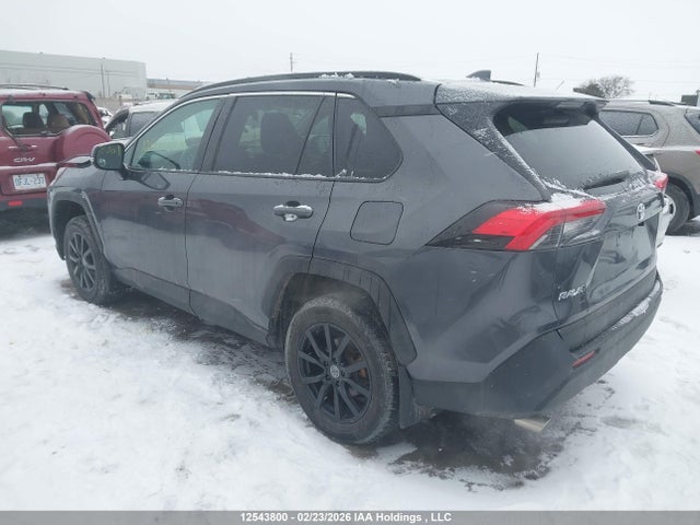 2T3B1RFV7MW143767 Toyota RAV4 LE