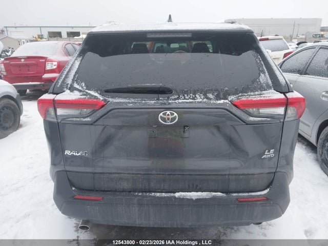 2T3B1RFV7MW143767 Toyota RAV4 LE