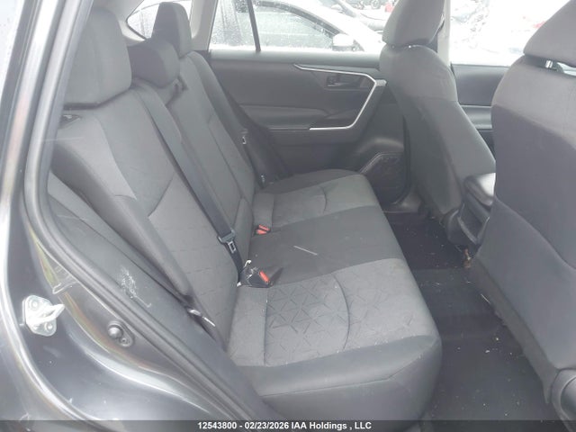 2T3B1RFV7MW143767 Toyota RAV4 LE