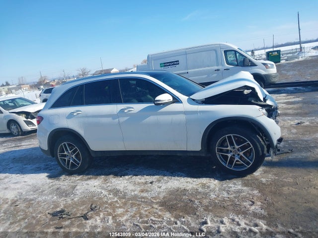WDC0G4KB6JV027980 Mercedes-Benz Glc 300 4matic