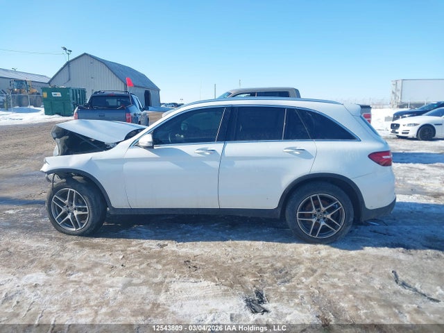 WDC0G4KB6JV027980 Mercedes-Benz Glc 300 4matic