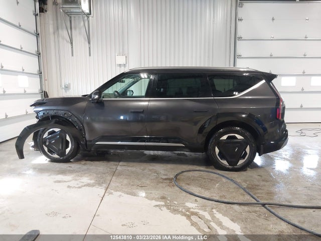 KNDADFS54T6061745 KIA Ev9 Land