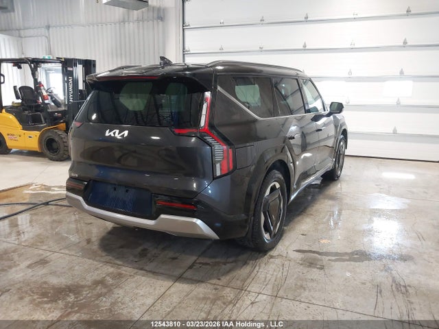 KNDADFS54T6061745 KIA Ev9 Land