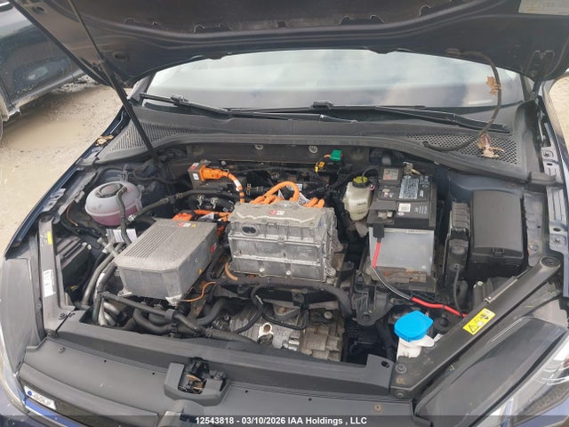 WVWPR7AU9HW954494 Volkswagen E-golf Sel Premium