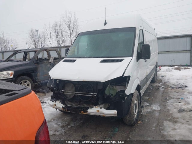 12543822 :رقم المزاد ، WD3BE8DD5GP306001 vin ، 2016 Mercedes-benz Sprinter S مزاد بيع