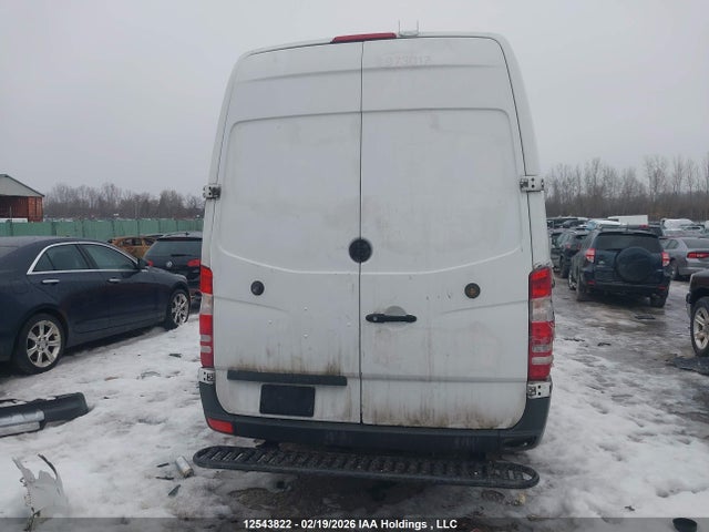 12543822 :رقم المزاد ، WD3BE8DD5GP306001 vin ، 2016 Mercedes-benz Sprinter S مزاد بيع