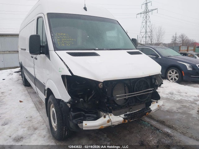 12543822 :رقم المزاد ، WD3BE8DD5GP306001 vin ، 2016 Mercedes-benz Sprinter S مزاد بيع