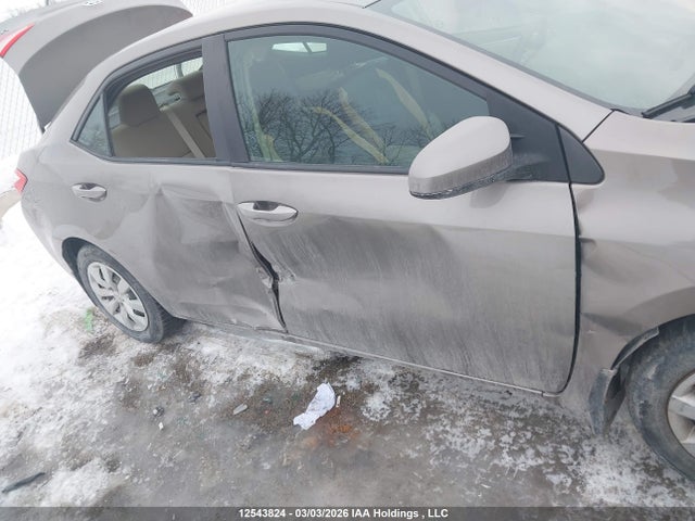 12543824 :رقم المزاد ، 2T1BURHE3FC398207 vin ، 2015 Toyota Corolla Le مزاد بيع