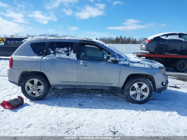 12543837 :رقم المزاد ، 1C4NJDAB4GD626292 vin ، 2016 Jeep Compass Sport مزاد بيع