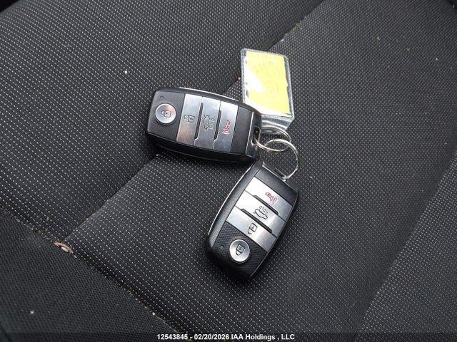 3KPA35AB1JE048737 KIA Rio Ex/ex Sport/ex Tech Navi