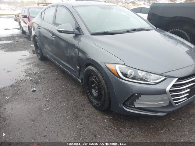 KMHD84LF1JU661320 Hyundai ELANTRA GL