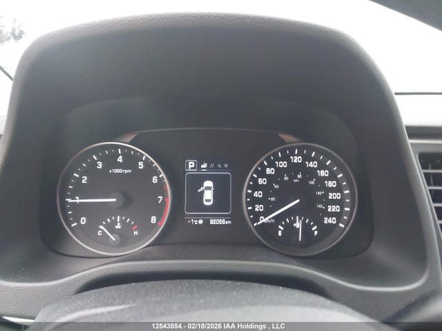 KMHD84LF1JU661320 Hyundai ELANTRA GL