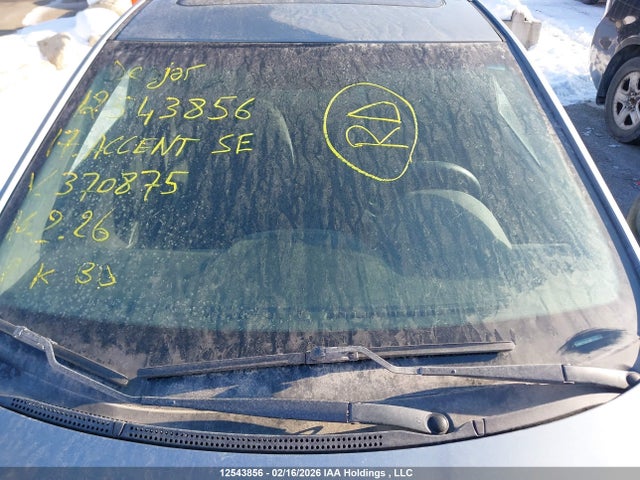 KMHCT5AE9HU370875 Hyundai ACCENT SE