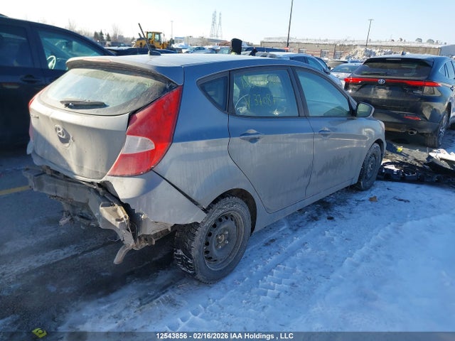 KMHCT5AE9HU370875 Hyundai ACCENT SE
