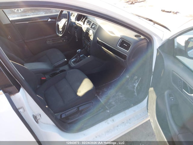 3VWD07AJ6FM298090 Volkswagen JETTA SE