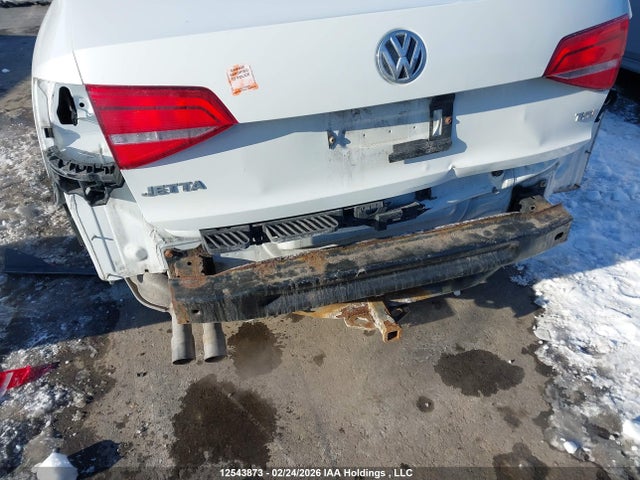 3VWD07AJ6FM298090 Volkswagen JETTA SE