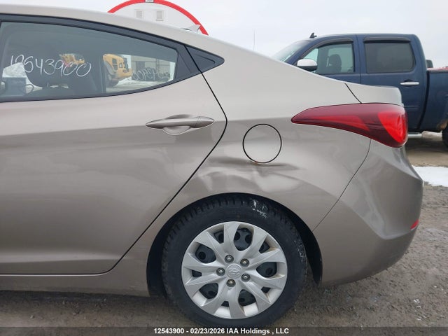 5NPDH4AE4EH497155 Hyundai ELANTRA GL