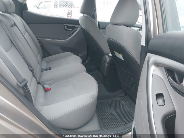 5NPDH4AE4EH497155 Hyundai ELANTRA GL
