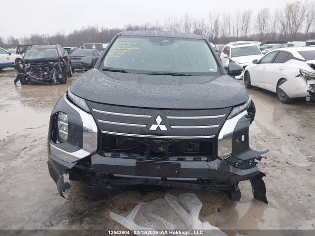 JA4J4UA88SZ626537 Mitsubishi Outlander Es