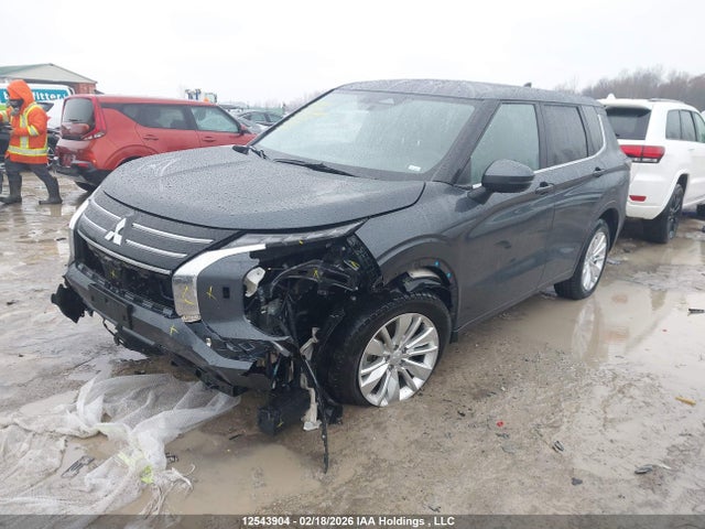 JA4J4UA88SZ626537 Mitsubishi Outlander Es