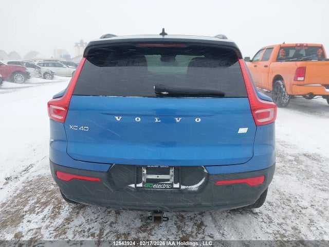 YV4ED3UR7M2543857 Volvo Xc40 Recharge Pure Electric P8 Eawd