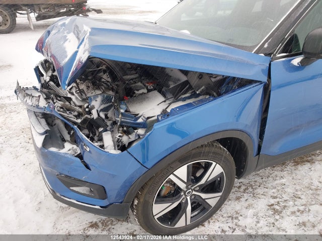 YV4ED3UR7M2543857 Volvo Xc40 Recharge Pure Electric P8 Eawd