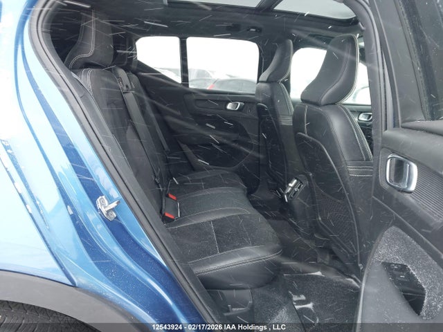 YV4ED3UR7M2543857 Volvo Xc40 Recharge Pure Electric P8 Eawd