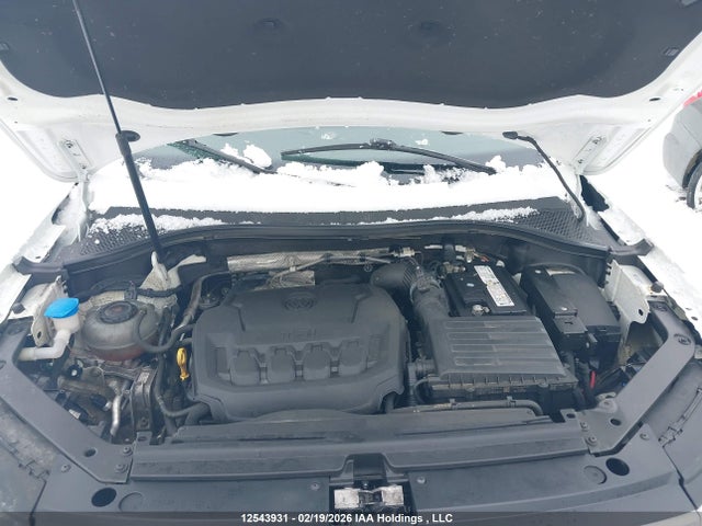 3VV4B7AX5JM201909 Volkswagen Tiguan Highline