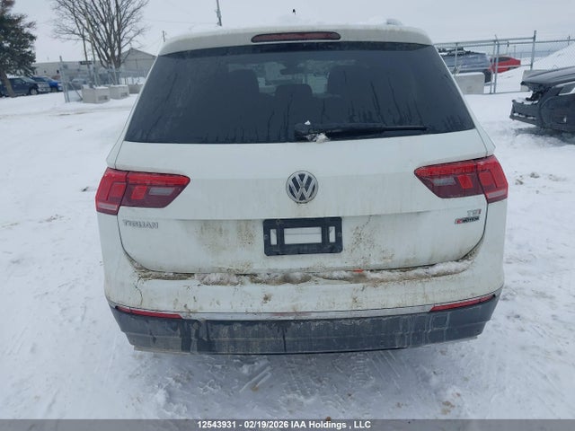 3VV4B7AX5JM201909 Volkswagen Tiguan Highline
